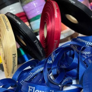 Read more about the article چاپ روبان در تهران؛ راهنمای انتخاب بهترین مرکز چاپ روبان تبلیغاتی و صنعتی